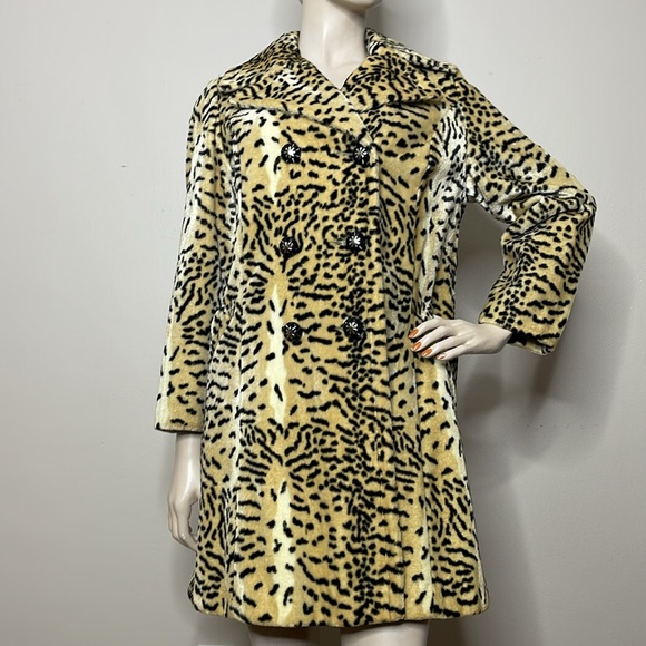 Vintage 60s Animal Print Fur Coat - Picture 8 of 17